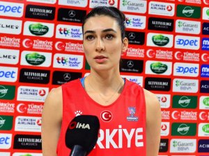 Tuğçe Canıtez: “Elimizden Gelenin En İyisini Yapıp, Hedeflerimize İlerleyeceğiz”