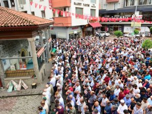 Araklı’daki Selde Hayatını Kaybeden 78 Yaşındaki Vatandaş Son Yolculuğuna Uğurlandı