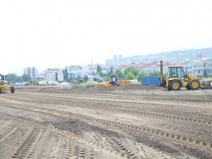 Başkan Ekim: "Belediye Temizliyor, Vatandaş Kirletiyor"