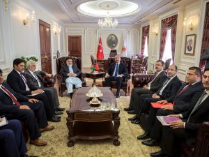 Bakan Gül, Afganistan Adalet Bakanı Enver İle Görüştü