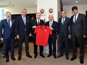 Mustafa Cengiz’den Tff Başkanı Nihat Özdemir’e Ziyaret