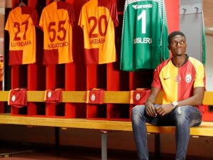 Galatasaray’a 20’lik Defans Oyuncusu
