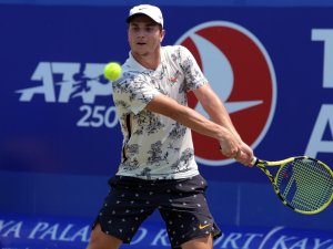 Antalya’da İlk Finalist Miomir Kecmanovic