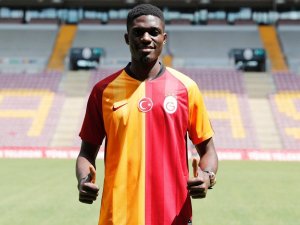 Valentine Ozornwafor, Galatasaray’ın 3. Nijeryalı Futbolcusu Oldu