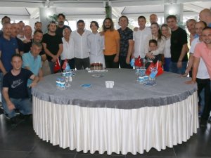 Ünal Karaman’a Süpriz Doğum Günü