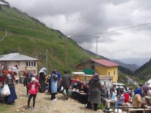 2 Bin Metrede Doğal Afetlerden Korunmak İçin Kurban Kestiler