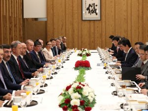 Japonya Başbakanı Abe İle Çalışma Yemeğine Katıldı
