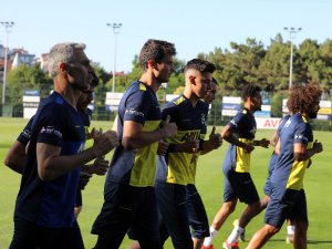 Fenerbahçe’de Yeni Sezon Hazırlıkları Sürüyor