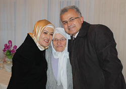 Kasap, Yaşlıları Ziyaret Etti