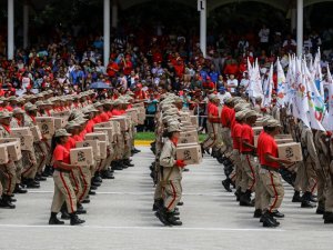Venezuelalılar, Kuruluşlarının 208’inci Yıl Dönümünü Kutladı