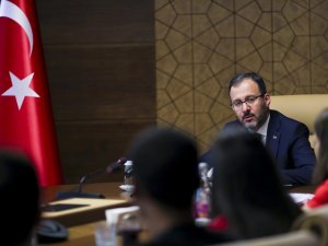 Bakan Kasapoğlu’ndan Milli Okçulara Tebrik