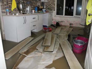 Beş Saatlik Yağmur Sele Neden Oldu