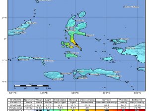 Endonezya’da 7.3 Büyüklüğünde Deprem
