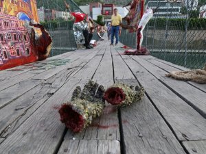 Asma Köprüde 15 Temmuz Şehitleri Temalı Resim Sergisi