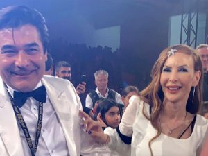 Alexandra Ceylan’dan Boks Organizatörü Eşine Dev Destek