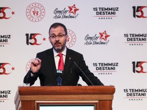 Bakan Kasapoğlu 15 Temmuz’un Yıl Dönümünde Gençlerle Buluştu