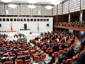 Tbmm Genel Kurulu’nda Chp Grup Başkanvekili Özkoç’un Sözlerine Tepki