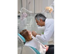 Prof.dr. Uysal: "Her 100 Kişiden 98’i Diş Eti Hastası"