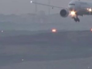 İsveç’te Uçuş Yemeklerinde Fare Skandalı