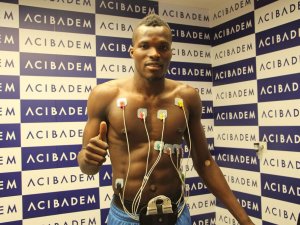 Isaac Cofie Sağlık Kontrolünden Geçti