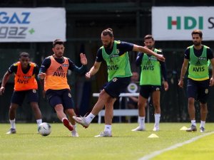 Fenerbahçe Yeni Sezon Hazırlıklarını Sürdürdü