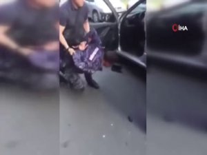 Rüşvet Almak İçin Öğrencinin Çantasına Uyuşturucu Koyan Polislere Suçüstü