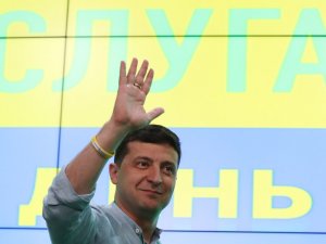 Ukrayna’da Genel Seçimi De Zelenskiy Kazandı