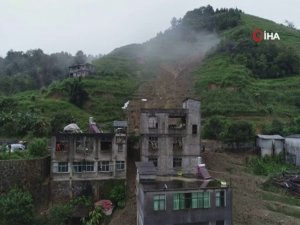 Çin’de Heyelan: 15 Ölü