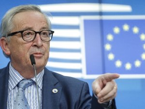 Juncker, İngiltere’nin Yeni Başbakanı Johson’a Uyarı