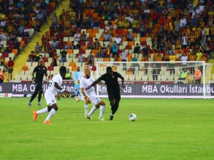 Yeni Malatyaspor Turu Rövanşa Bıraktı