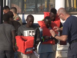 Malta’da 76 Göçmen Kurtarıldı