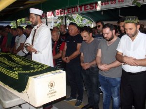 Trafik Kazasında Hayatını Kaybeden Müzisyene Son Görev