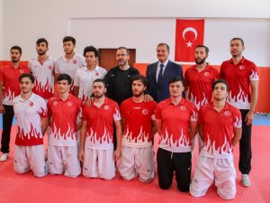 Bakan Kasapoğlu: “Performans Noktasında Çok Güzel Neticeler Alıyoruz”