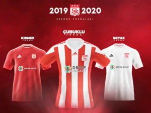 Sivasspor Yeni Sezon Formalarını Tanıttı