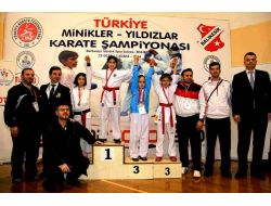 Büyükşehir Karatede Yeni Yıla Şampiyonlukla Başladı