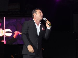 Ferhat Göçer’den Unutulmaz Konser