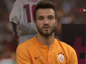 "İnşallah Uzun Yıllar Bu Statta Bu Taraftarın Önünde Kaleyi Korurum”