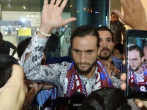 Trabzonsporlu Yusuf Yazıcı’ya Coşkulu Uğurlama