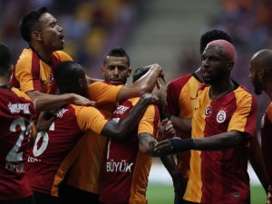 Galatasaray’da Hedef Kupaları 3’lemek