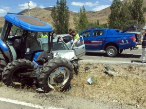 Gümüşhane’de İki Ayrı Trafik Kazasında 5 Kişi Yaralandı