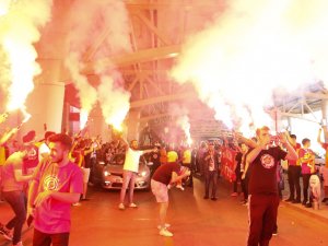 Galatasaray’a Ankara’da Coşkulu Karşılama