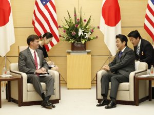 Abd Savunma Bakanı Esper Japonya’da