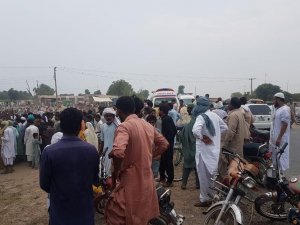 Pakistan’da Otobüs İle Çekçek Çarpıştı: 9 Ölü