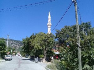 Depremde Caminin Minaresi Kaydı