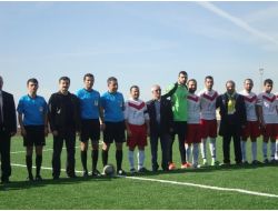 Söğüt'te Sentetik Yüzeyli Futbol Sahası Açıldı