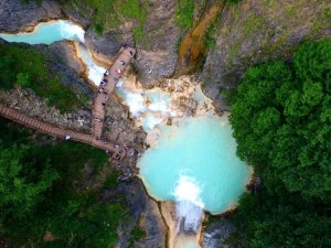 Karadeniz’de Tek Olan Mavi Göl’de Bayram Yoğunluğu