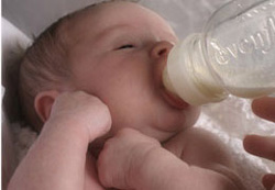 Yaz Aylarında Bebek Bakımı