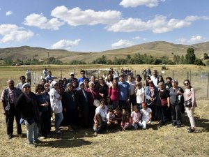 Satala Antik Kentine İlk Tur Otobüsü Geldi