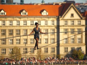 35 Metre Yükseklikte Nefes Kesen Yürüyüş