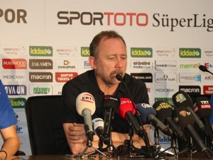 Sergen Yalçın: "Rakip Oyuncular Sürekli Yattı’’